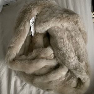 Abercrombie & Fitch Scarf